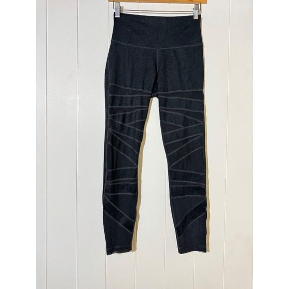Lululemon Pants - Lululemon Women's High-Waisted Black Animal Print Cross Mesh Leggings Size 4